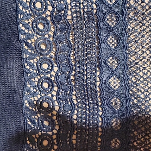 Women's Pullover Sweater - Picture 6 of 6